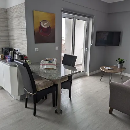 Waterfront 1 Bedroom 3 Adults Pdl