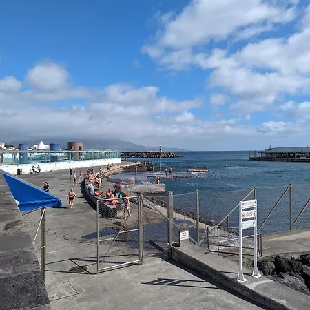 Waterfront 1 Bedroom 3 Adults Pdl Daire